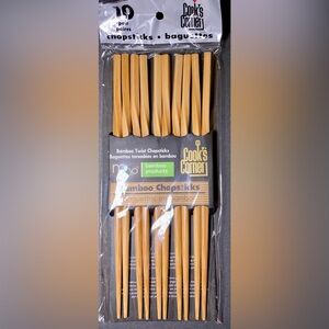 Cook’s Corner - 5 Pairs Set Of Reusable Natural Bamboo Twisted Handle Chopsticks